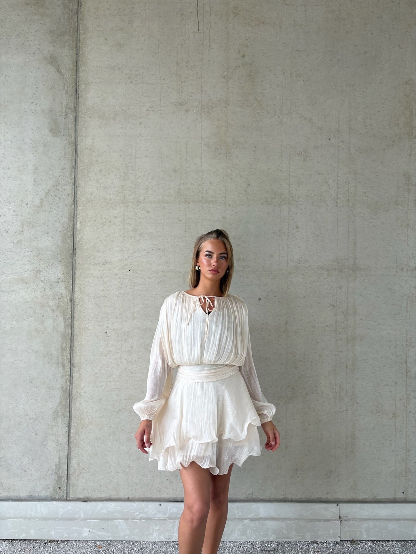 Robe Crème